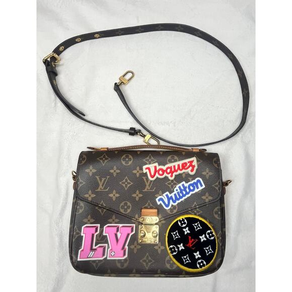 Louis Vuitton Monogram Patches Pochette Metis MM Shoulder Bag Limited Edition - Picture 5 of 16